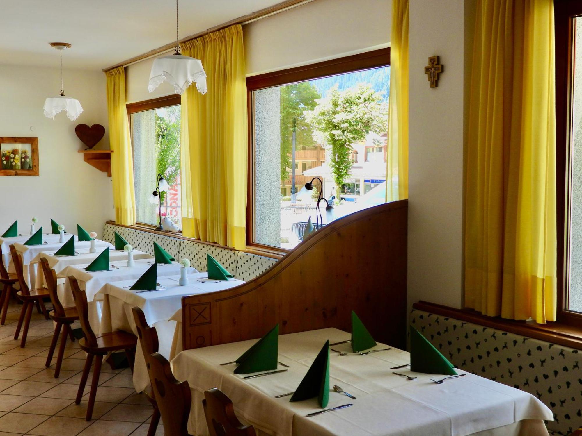 Hotel Garni Maffei Pinzolo Exterior foto